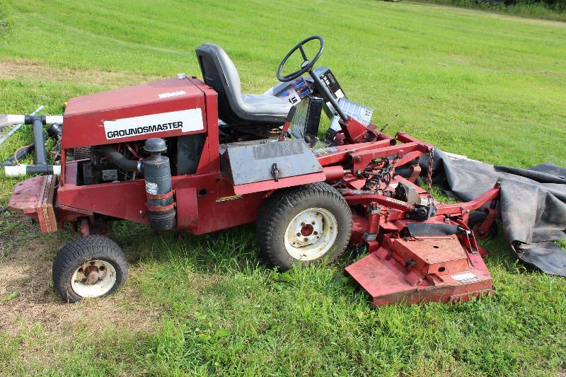 lot 1 image: Ground Master 72 Commercial Lawn Mower wPull-Along Blade Attachment, Steering Wheel & Riding Seat 88 Deck 4007 Hours Red.  Tested and Operational, see video.  Also includes owners and workshop and maintenance manuals.