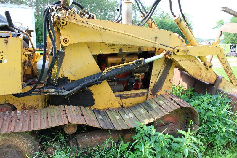 Case 450 Skid Steer Loader w/Front Bucket Attachment, Tread Trax & Large Cage Attachment; 3925