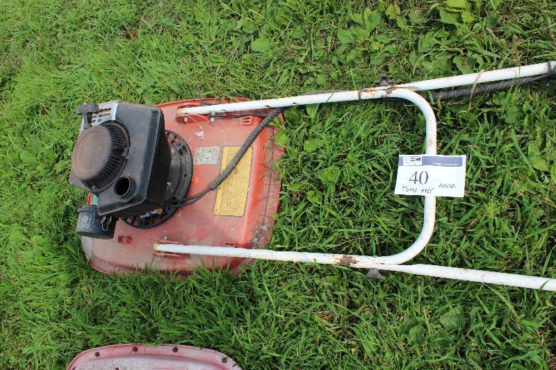 lot 40 image: Allen Flymo Hovering Mower Model 218 S I Turns Over.