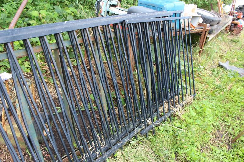 lot 51 image: Metal Deck Railing wCross Bars 46 x 85.5 (3) 46 x 49.5 (1).