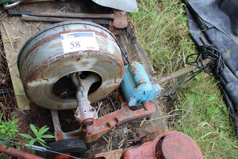lot 58 image: Sewer Rooter Turns Over.