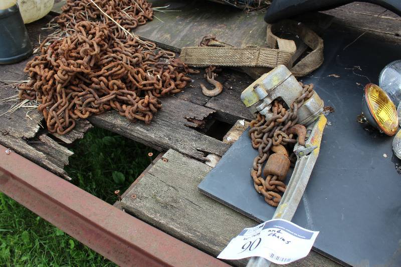 lot 90 image: Metal Winch wHandle & Chain Attachment wHooks.