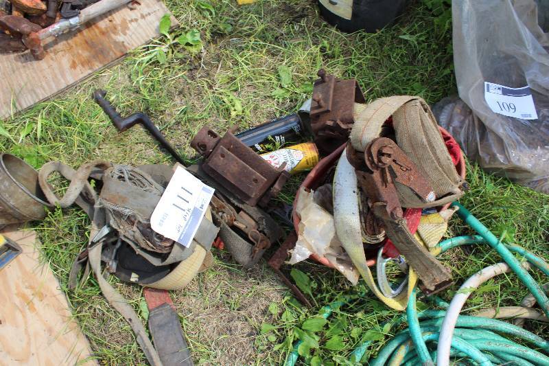 lot 111 image: Scrap Lot of Miscellaneous Metal Hardware.