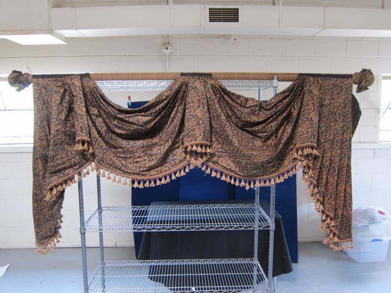 Decorative Wall Hangings