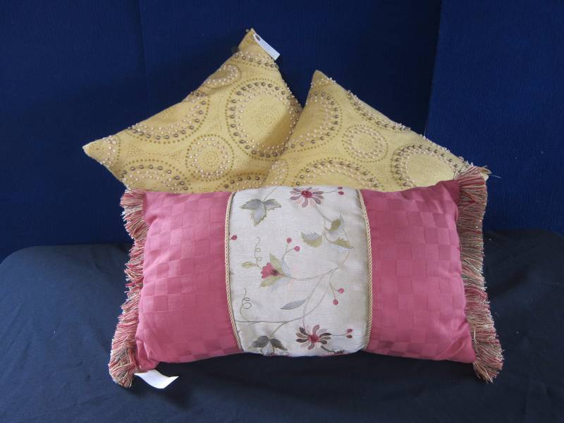 Throw Pillows