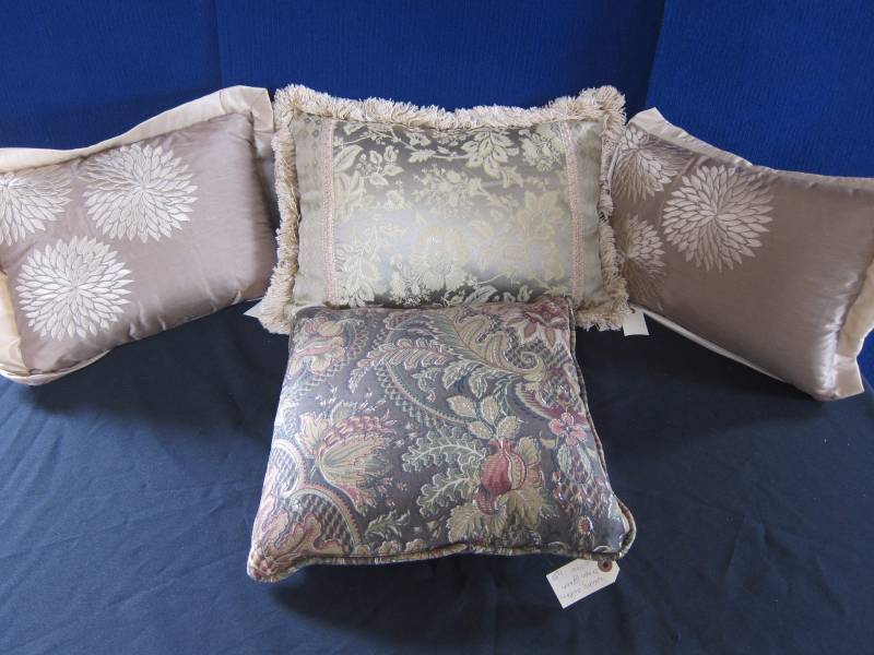 Throw Pillows