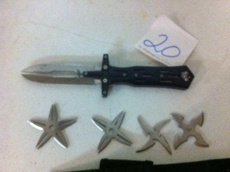 Knife & Throwing Stars