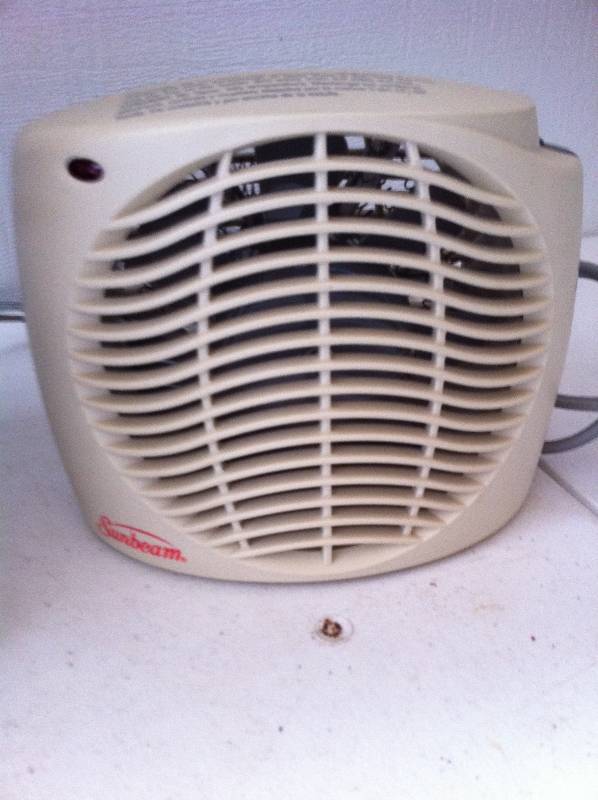 Lasko & Sunbeam Heaters