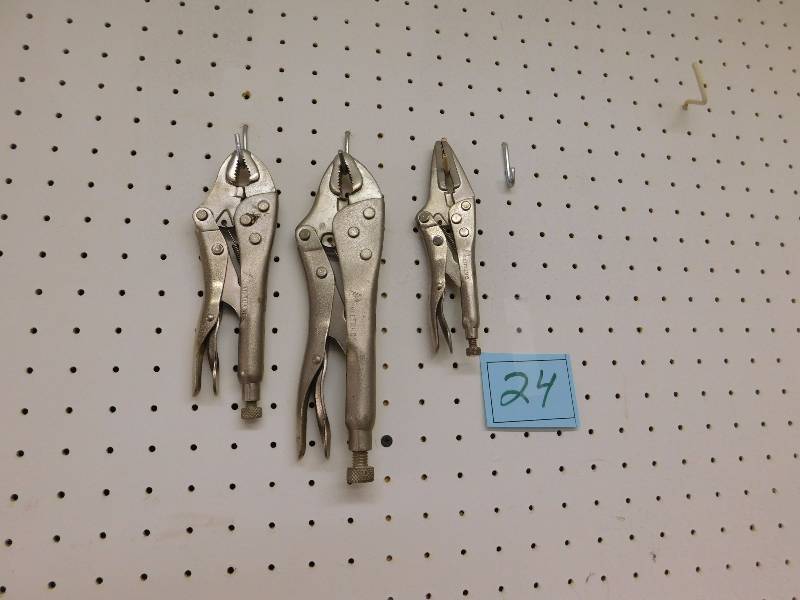 lot 24 image: three visegrips