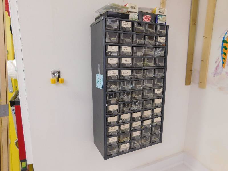 lot 29 image: organizer drawer unit and contents