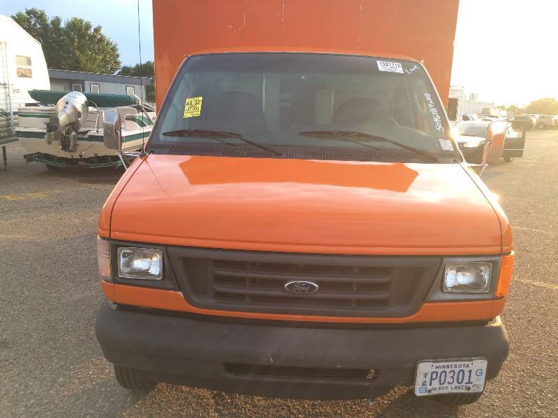 2003 Ford E-350 Cube Van
