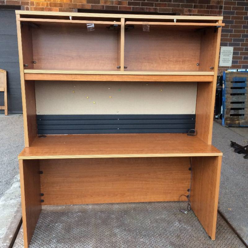 lot 017 image: Quality Sauder Oak Finish Wood Home Office Desk Hutch Computer Student Cabinet Workstation