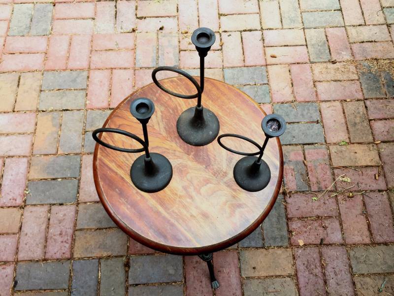 lot 044 image: Trio Antique Cast Iron 3 Bugles Trumpets Candle Holders Primitive Brutalist Rustic Cabin