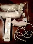 lot 046 image: 2 New Nintendo Wii Remote and Nunchuck Controller Combo White (Bulk Packaging)