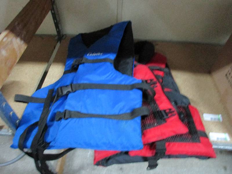 lot 4 image: Cabelas Lifejackets
