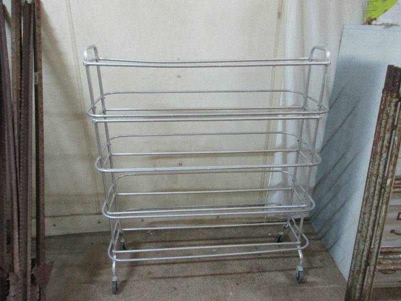 lot 55 image: Aluminum cart
