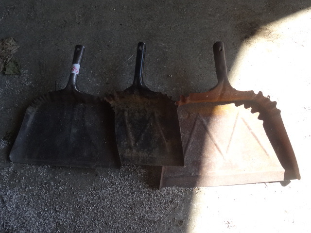Dust Pans