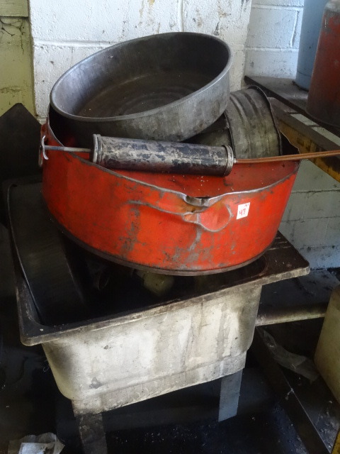 Oil Change Pans