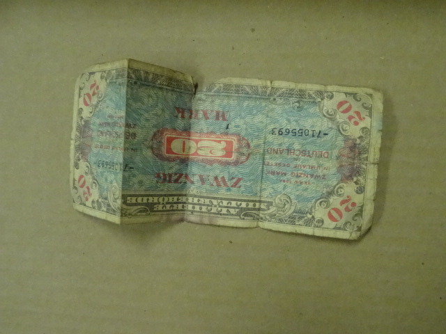 20 Dollar Mark