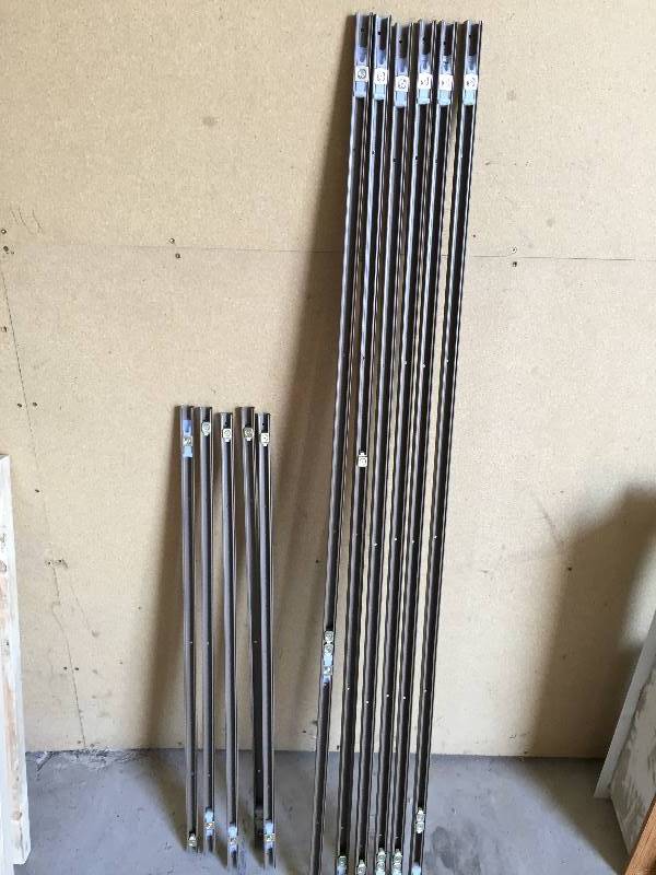 Bi-fold door tracks
