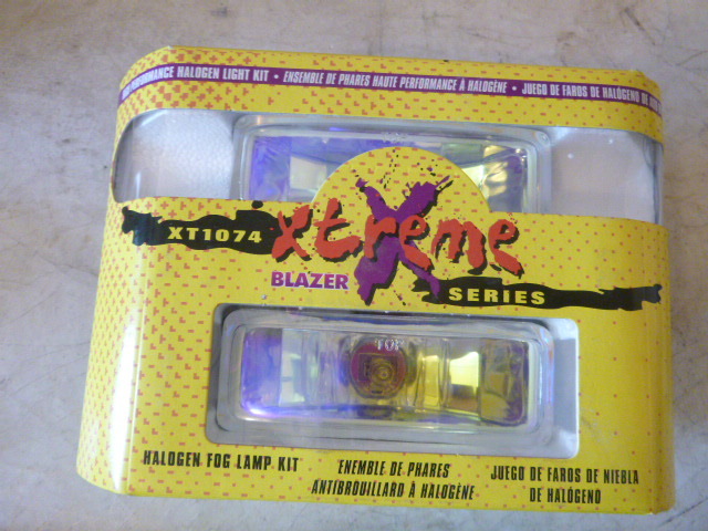 2 Blazer Xtreme Halogen Light Kit