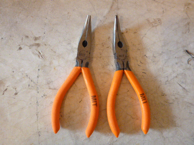 2 Mit Bent Nose Pliers