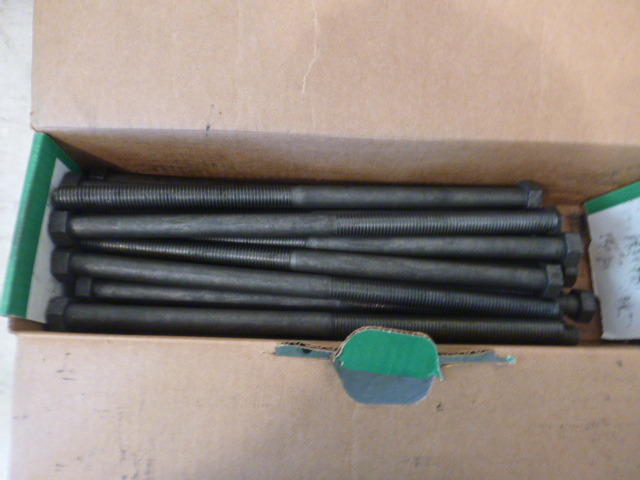 25 Hex Bolts