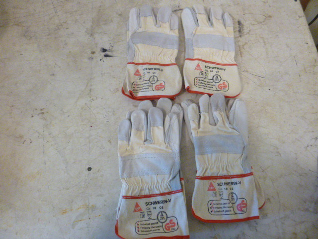 4 Pair of Leather and Cloth Gloves