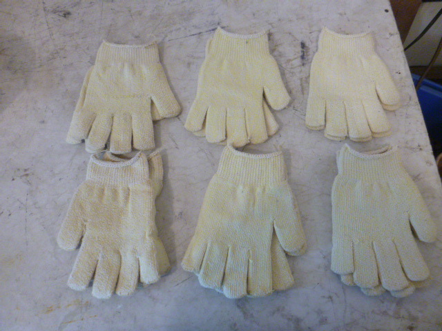 6 Pair of Gloves