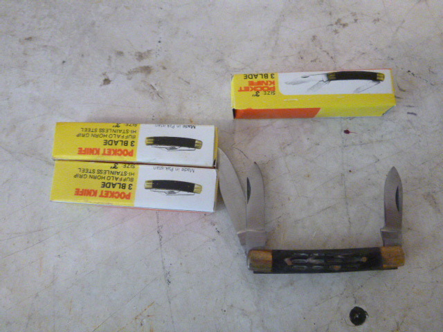 4 Pocket Knives
