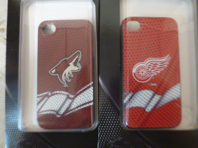 2 IPhone 4 Cases