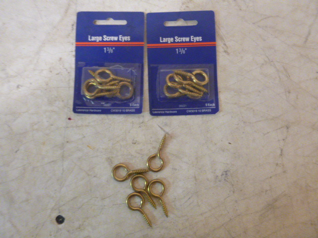 5 Packs of Screw eyes