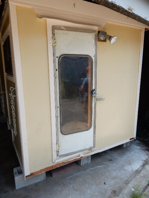 Camper, Shack.. Possibly converted to a  portable fish house...