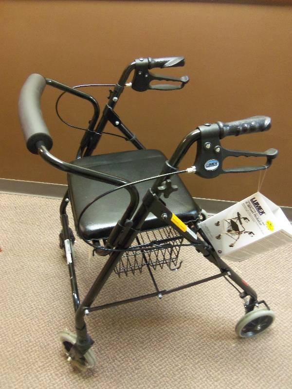 lot 20 image: Walker Lumex with Seat