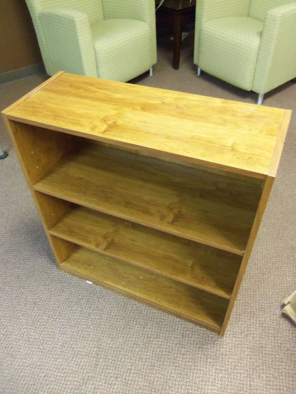 lot 22 image: Bookshelf