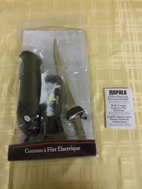 lot 46 image: Rapala Electric Fillet Knife