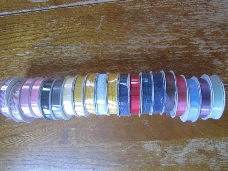 mixed lot of 20 brand new ribbon sp...
