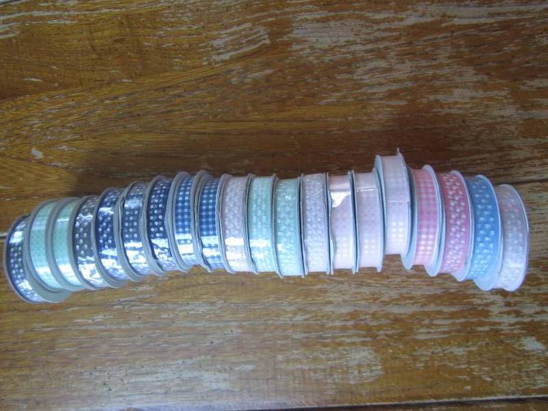 mixed lot of 20 brand new ribbon sp...