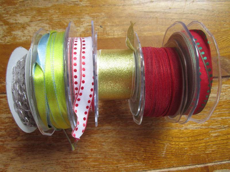 lot of 6 ribbon spools ...