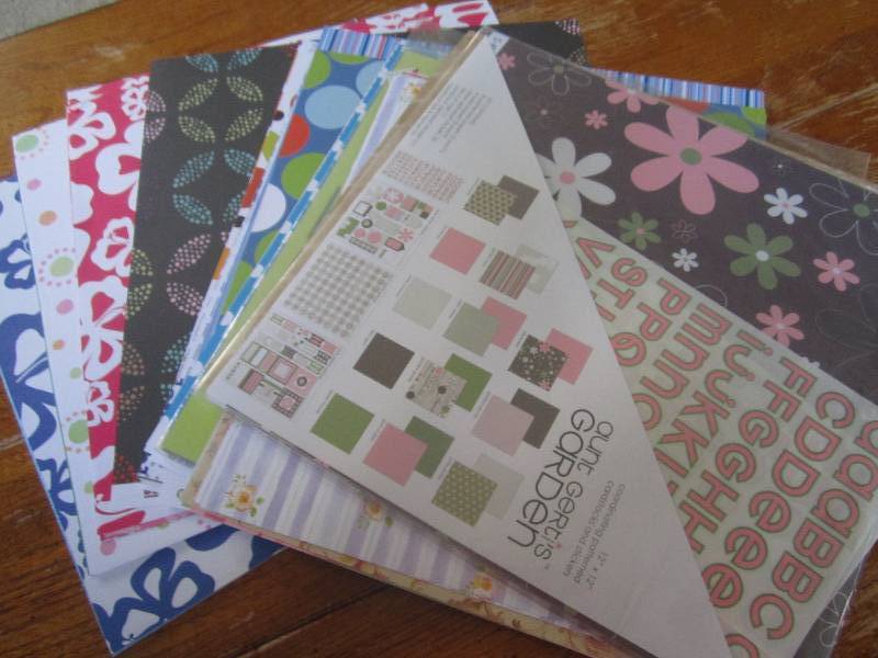lot of assorted 12 x 12 scrapbook...