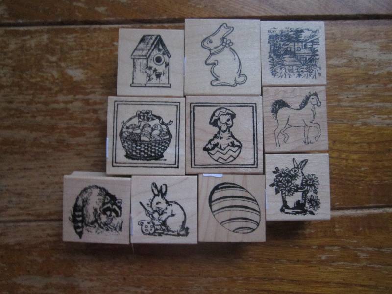 lot of 10 nature themed stamps ...