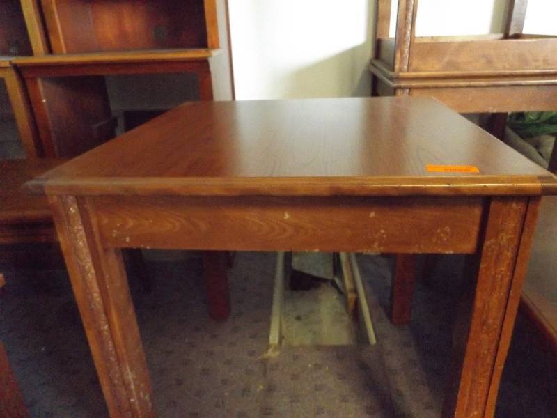 lot 119 image: 2 Wood End Tables