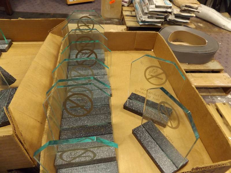 lot 134 image: Lucite Self-Standing Thank You For Not Smoking Signs