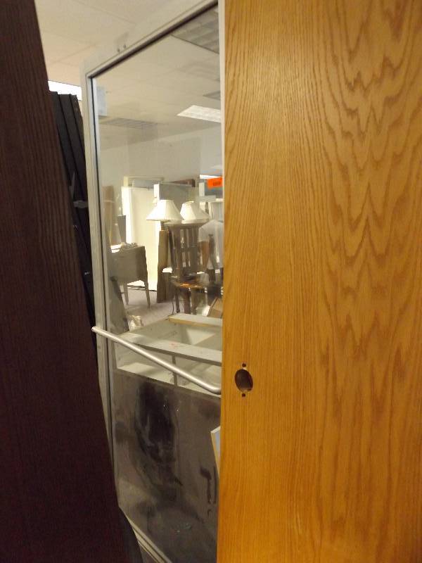 lot 146 image: Aluminum Glass Door