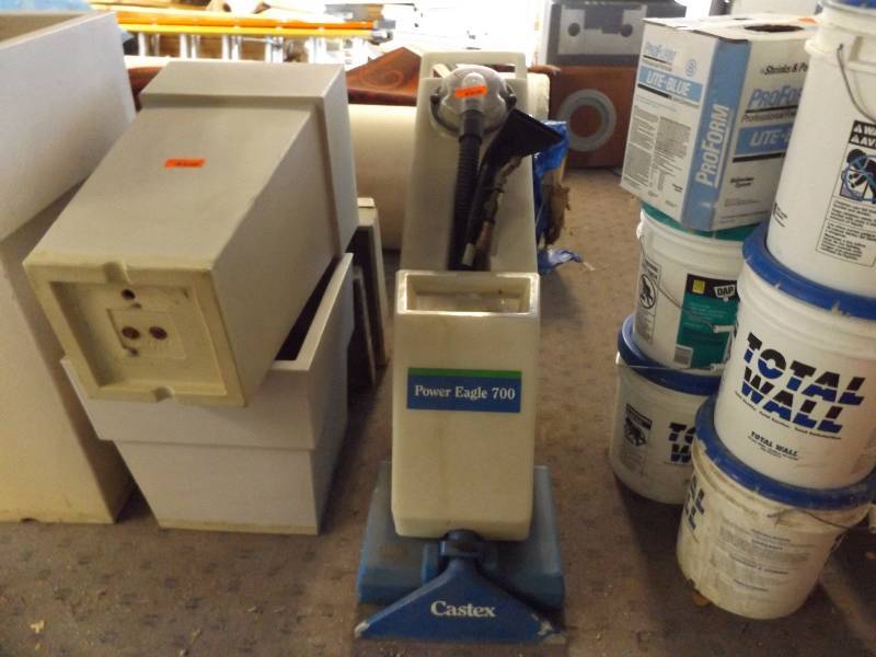 lot 7 image: Castex Carpet Shampooer