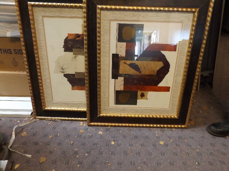 lot 29 image: 2 Art Prints
