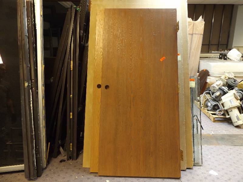 lot 38 image: 3 Wood Doors
