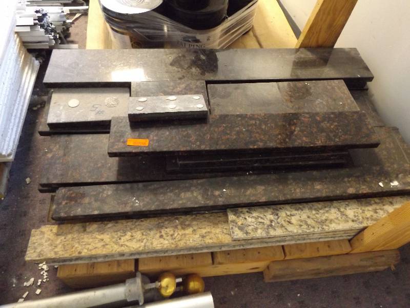 lot 43 image: Pallet of Granite Pieces