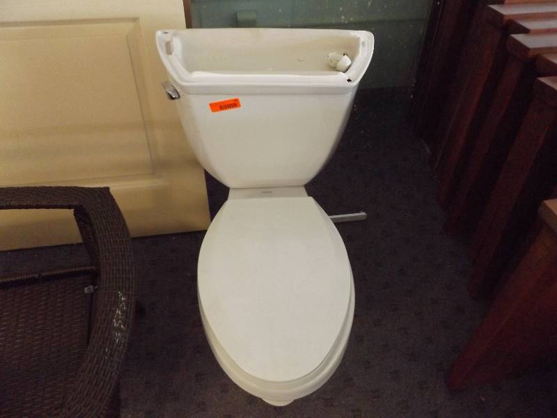 lot 65 image: Kohler Toilet