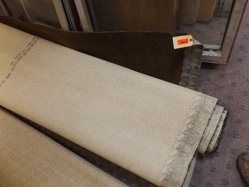 lot 80 image: 12 ft. Carpet